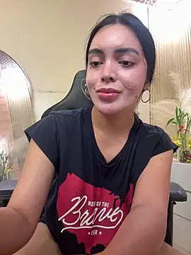 HotstuffCherrySummer online show from March 24, 12:10 pm