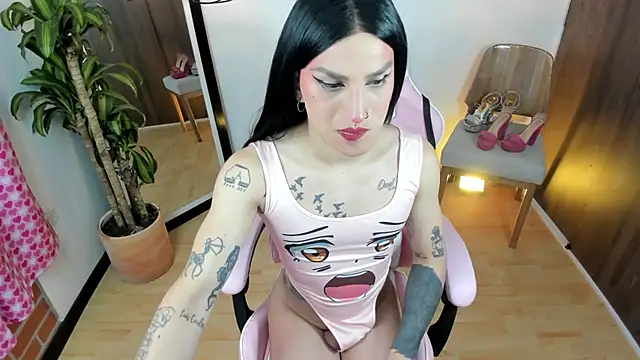 queenramoona-hot online show from February 12, 3:02 am