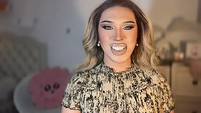 Ts glamxxxx online show from October 24, 3:11 am