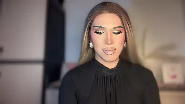 Ts glamxxxx online show from December 17, 1:55 am