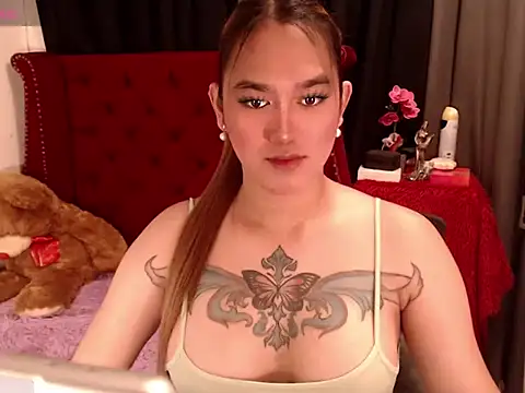 yourhotbella12 online show from April 23, 1:35 pm