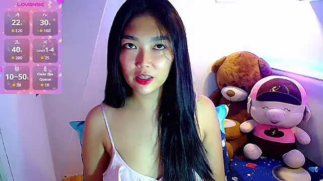 TR4NSCUTI3 online show from October 10, 9:49 pm