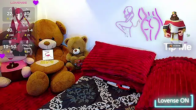 TR4NSCUTI3 online show from February 16, 7:39 am