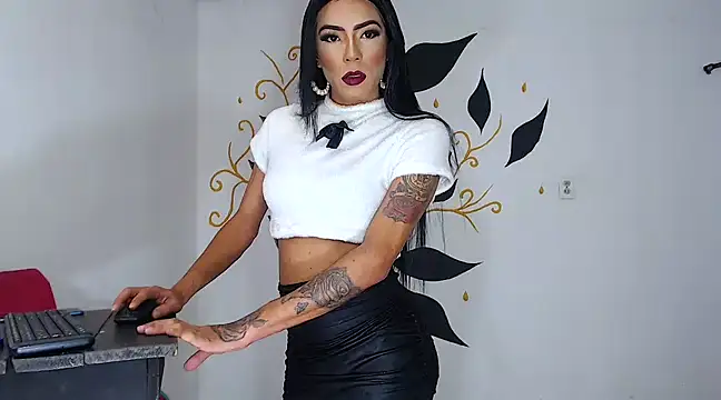 Snapshot of iris_goddessofthesky chatting on February 27, 11:20 am iris goddessofthesky online show from February 27, 11:20 am