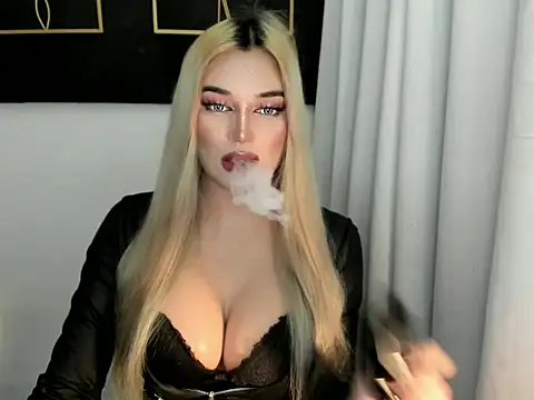 hotstellacumxxx online show from November 25, 11:29 pm