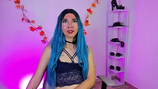 sofi elfqueen online show from February 3, 2:53 am