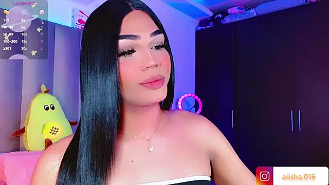 AiishaRose online show from March 14, 1:07 pm