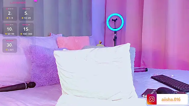 AiishaRose online show from October 7, 4:52 pm