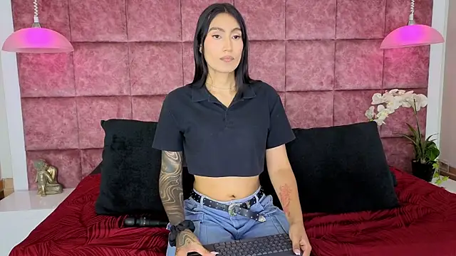 Taly Fox online show from April 7, 9:38 pm