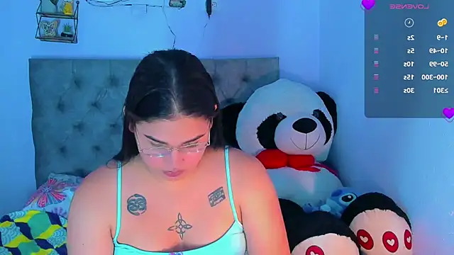 mabellfox online show from September 11, 7:00 pm