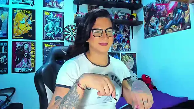 dariell smokesexx online show from April 18, 4:14 am