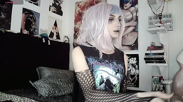 kiiler queen online show from April 20, 6:42 pm